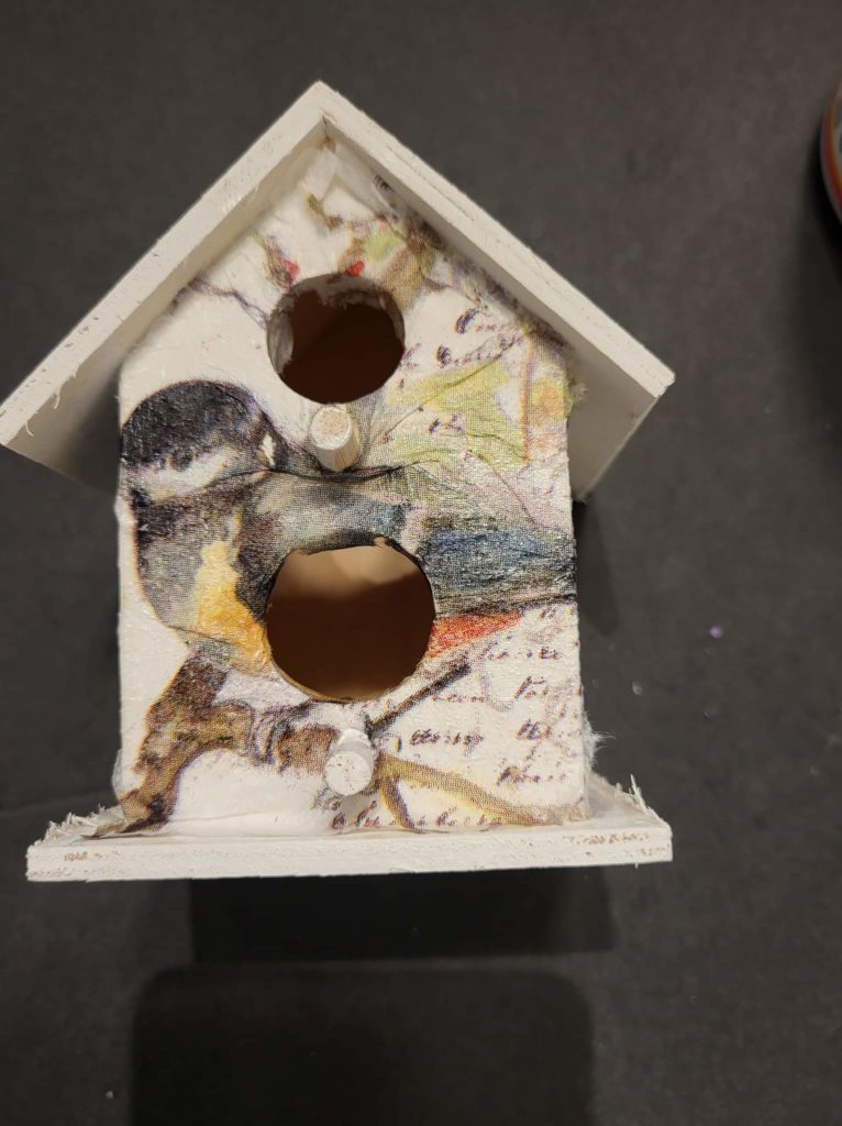 Beautiful Birdhouse DIY